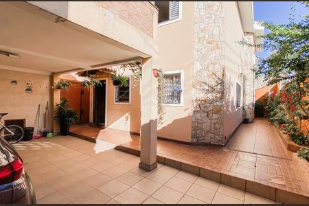 Casa à venda com 240m², 4 quartos e 3 vagasGaragem 