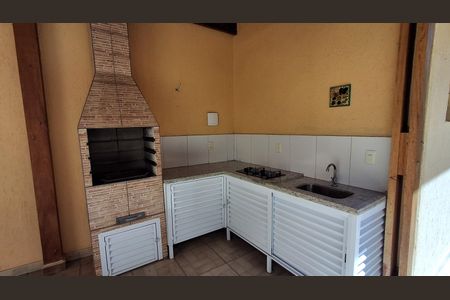Casa à venda com 253m², 2 quartos e 2 vagasÁrea gourmet 