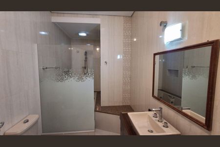 Casa à venda com 253m², 2 quartos e 2 vagasBanheiro Social 