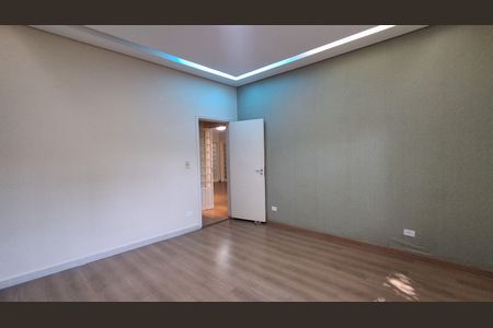 Casa à venda com 253m², 2 quartos e 2 vagasQuarto 