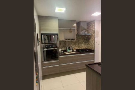 Casa de condomínio à venda com 118m², 4 quartos e 2 vagas