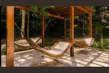 Casa de condomínio à venda com 118m², 4 quartos e 2 vagas