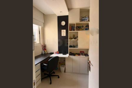 Casa de condomínio à venda com 118m², 4 quartos e 2 vagas