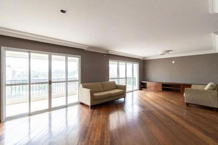 Apartamento à venda com 4 quartos, 212m² em Vila Nova Conceição, São Paulo
