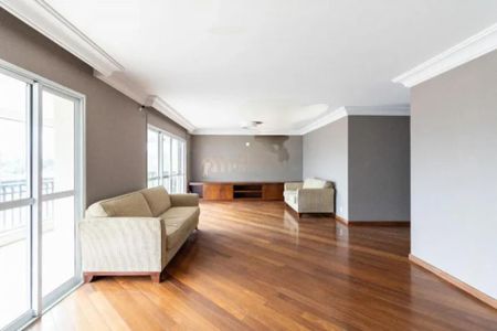 Apartamento à venda com 4 quartos, 212m² em Vila Nova Conceição, São Paulo