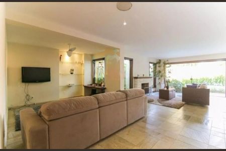 Casa à venda com 3 quartos, 362m² em Jardim Morumbi, São Paulo