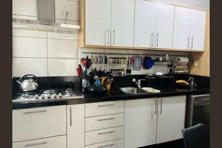 Apartamento à venda com 126m², 3 quartos e 3 vagas