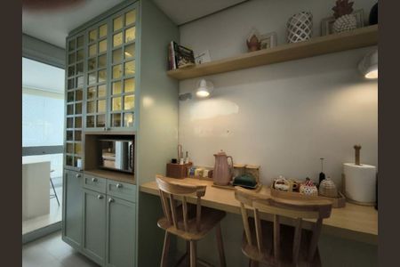 Apartamento à venda com 170m², 4 quartos e 3 vagas