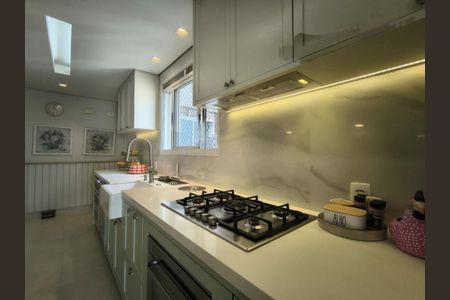 Apartamento à venda com 170m², 4 quartos e 3 vagas