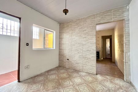Casa para alugar com 80m², 2 quartos e 1 vagaSala