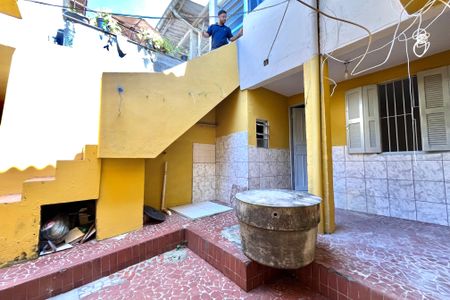 Casa para alugar com 80m², 2 quartos e 1 vagaQuintal
