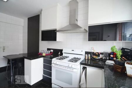 Foto 01 de apartamento à venda com 4 quartos, 150m² em Buritis, Belo Horizonte