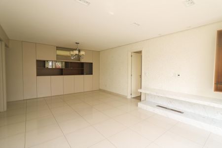 Apartamento para alugar com 103m², 3 quartos e 2 vagasSala