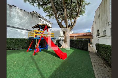 Casa de condomínio à venda com 150m², 3 quartos e 2 vagasÁrea comum - Playground