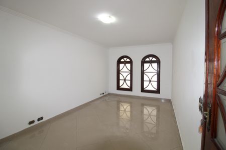 Sala de casa de condomínio à venda com 3 quartos, 150m² em Jardim Jussara, São Paulo