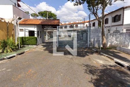 Casa de condomínio à venda com 150m², 3 quartos e 2 vagasFachada