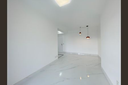 Sala de apartamento para alugar com 2 quartos, 67m² em Centro, Osasco