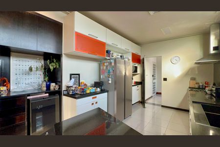 Apartamento à venda com 190m², 3 quartos e 1 vagaCozinha