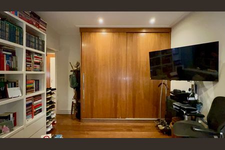 Apartamento à venda com 190m², 3 quartos e 1 vagaSuíte 1