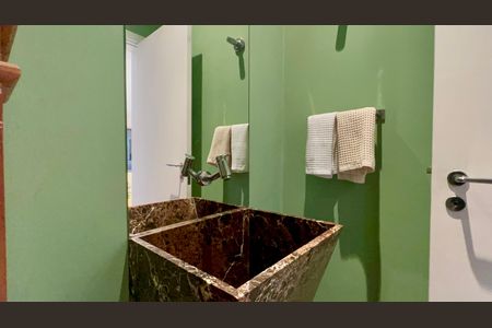 Apartamento à venda com 190m², 3 quartos e 1 vagaLavabo