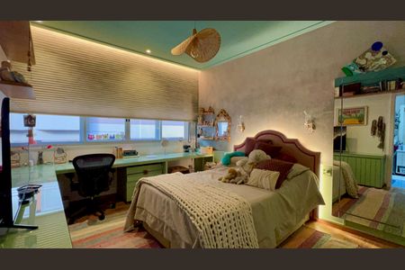 Apartamento à venda com 190m², 3 quartos e 1 vagaSuíte 2