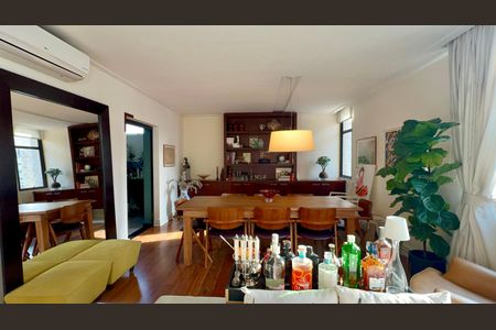 Apartamento à venda com 190m², 3 quartos e 1 vagaSala de Jantar