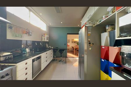 Apartamento à venda com 190m², 3 quartos e 1 vagaCozinha