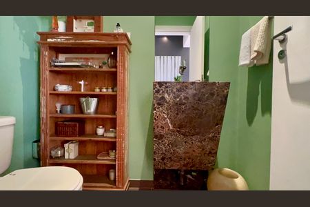 Apartamento à venda com 190m², 3 quartos e 1 vagaLavabo