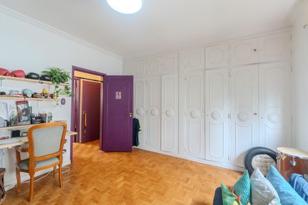 Apartamento à venda com 228m², 4 quartos e 1 vaga Apartamento à venda com 228m², 4 quartos e 1 vagaQuarto 2