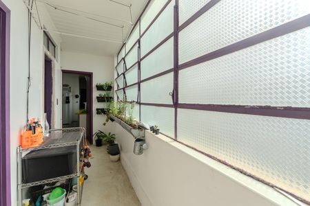 Apartamento à venda com 228m², 4 quartos e 1 vaga Apartamento à venda com 228m², 4 quartos e 1 vagaÁrea de Serviço