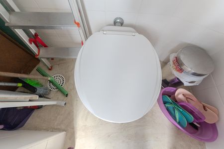 Apartamento à venda com 228m², 4 quartos e 1 vaga Apartamento à venda com 228m², 4 quartos e 1 vagaBanheiro de serviço
