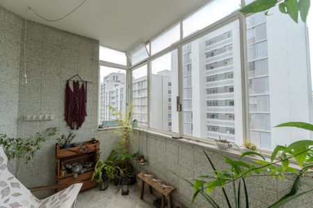 Sacada de apartamento à venda com 4 quartos, 228m² em Bela Vista, São Paulo