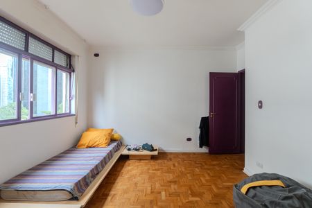 Apartamento à venda com 228m², 4 quartos e 1 vaga Apartamento à venda com 228m², 4 quartos e 1 vagaQuarto 1