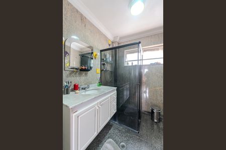 Apartamento à venda com 228m², 4 quartos e 1 vaga Apartamento à venda com 228m², 4 quartos e 1 vagaBanheiro