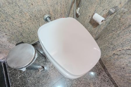 Apartamento à venda com 228m², 4 quartos e 1 vaga Apartamento à venda com 228m², 4 quartos e 1 vagaBanheiro