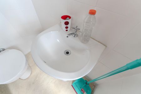 Apartamento à venda com 228m², 4 quartos e 1 vaga Apartamento à venda com 228m², 4 quartos e 1 vagaBanheiro de serviço