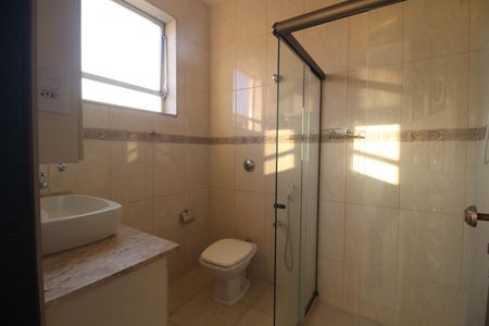 Casa para alugar com 362m², 4 quartos e 2 vagasBanheiro da Suíte 3