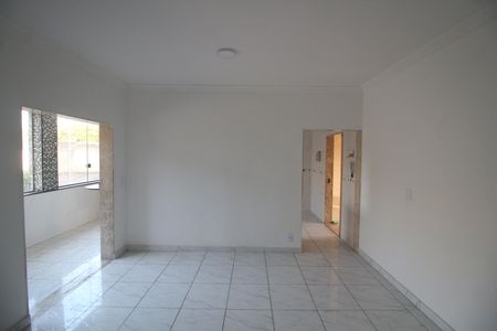 Casa para alugar com 362m², 4 quartos e 2 vagasSala 2