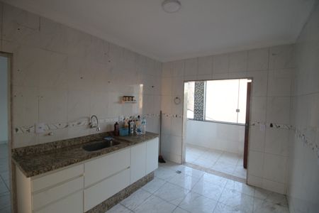 Casa para alugar com 362m², 4 quartos e 2 vagasCozinha