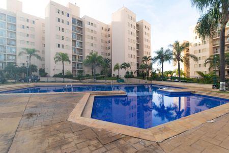 Apartamento à venda com 66m², 3 quartos e 1 vagaÁrea comum - Piscina