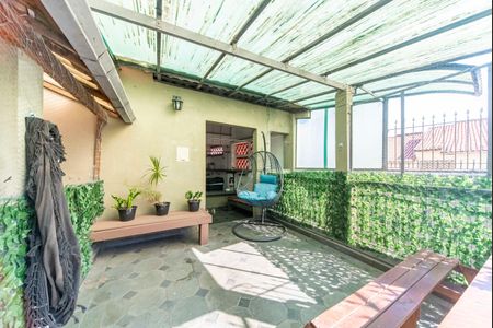 Casa à venda com 240m², 3 quartos e 2 vagasÁrea Gourmet