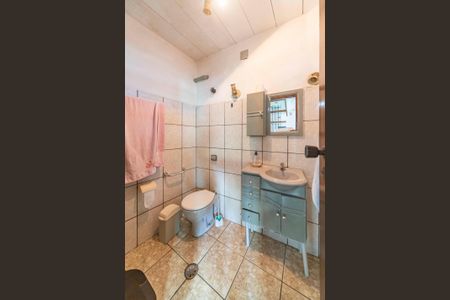 Casa à venda com 240m², 3 quartos e 2 vagasBanheiro da Área Gourmet