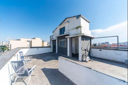 Casa à venda com 240m², 3 quartos e 2 vagasCobertura