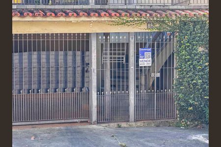 Casa à venda com 240m², 3 quartos e 2 vagasPlaca Instalada na Fachada
