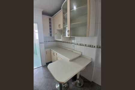 Cozinha de apartamento para alugar com 3 quartos, 86m² em Vila Capitao Rabelo, Guarulhos