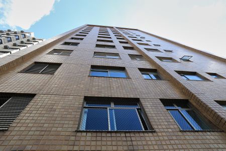 Apartamento à venda com 45m², 1 quarto e sem vagaFachada