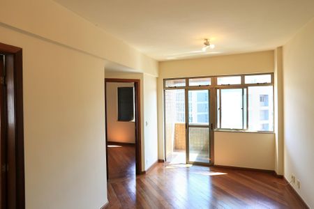 Sala de apartamento à venda com 1 quarto, 45m² em Santa Efigênia, Belo Horizonte