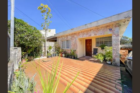 Casa à venda com 245m², 3 quartos e 2 vagasQuintal