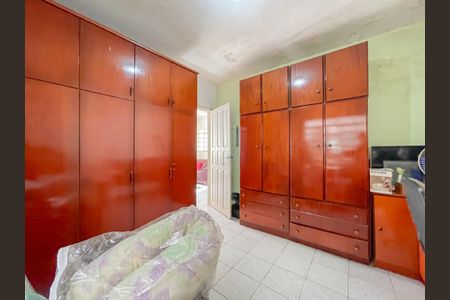 Casa à venda com 245m², 3 quartos e 2 vagasQuarto 2
