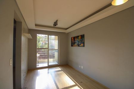 Sala  de apartamento para alugar com 2 quartos, 50m² em Jardim Salete, Taboão da Serra